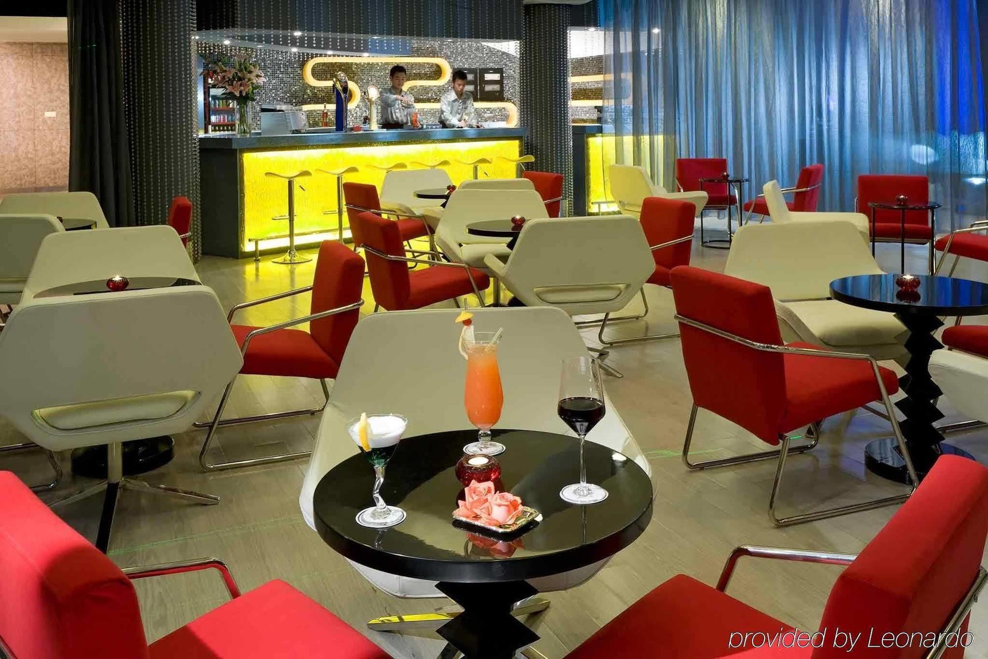 Mercure Suzhou Park Hotel & Suites المطعم الصورة